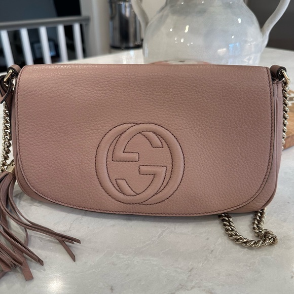 AUTHENTIC Gucci soho flap - Picture 1 of 16